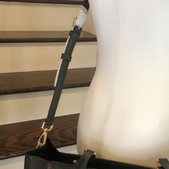 MICHAEL KORS Tumbled Black Leather Crossbody Satchel - Picture 5 of 17